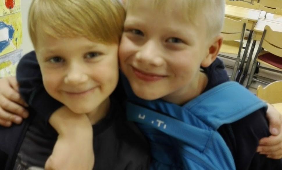 02 761 1301/Keskuskoulu Virpi Parviainen ruokapalvelutyöntekijä puh. 040 848 9154 Sanna Kankare kouluterveydenhoitaja puh. 050 5964 482 Marja-Liisa Laitila koulukuraattori puh.