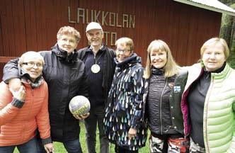 cupin yllätysfinalisti 1976 Teksti SAKU NIILO-RÄMÄ Joukkue isolla J:llä Mistä tunnistaa todellisen joukkueen?