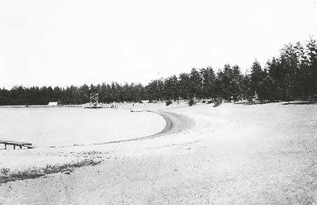 Illansuussa ehdin käydä vielä kauppahallissa. Siellä vanha tunnelma on tallella, vaikka kaupunki muuten vaikuttaa hiljaiselta.