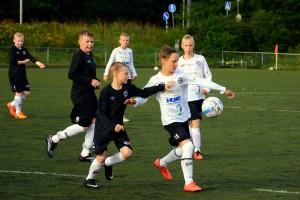 Maalintekijöinä kunnostautuivat Leo Lehtilä 4 maalia,oiva Laaksonen 2 maalia ja maalin