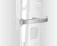 Avataksesi ovia 180 tai enemmän (mallista riippuen) vapauta lukitussalvat ovikehysten kiinnikkeistä ja siirrä ovet haluttuun asentoon.
