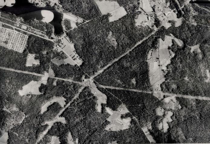 MUUNTOASEMA Muuntoaseman alue 1950-luvun alussa.