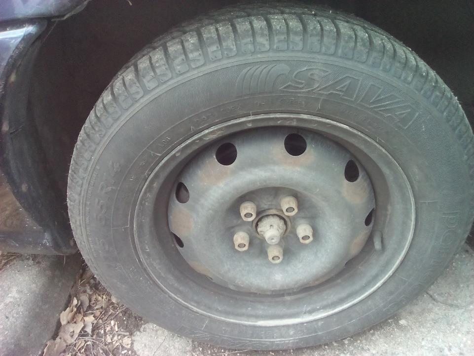Mitä kuuluu Chryslerille Chryslerissa on nyt uudet kesärenkaat: Sava perfecta.