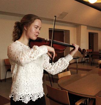 LÄNSI-POHJAN musiikkiopisto Oppilaiden ikäjakauma lukuvuoden aikana Musiikin perustaso M N Yhteensä Alle 7-vuotiaat 11 14 25 7 10-vuotiaat 47 154 201 11 15-vuotiaat 47 112 159 16-20-vuotiaat 10 17 27
