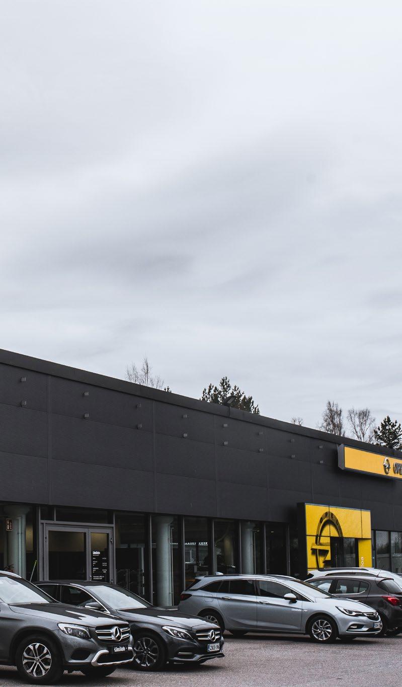 LänsiAuto Hyvinkää, Torpankatu 25 ja Helletorpankatu 1 Länsiauto Hyvinkäällä on myyntitilat uusille autoille ja vaihtoautoille, sekä korjaamotilat ja pesutilat erikoistiloineen.