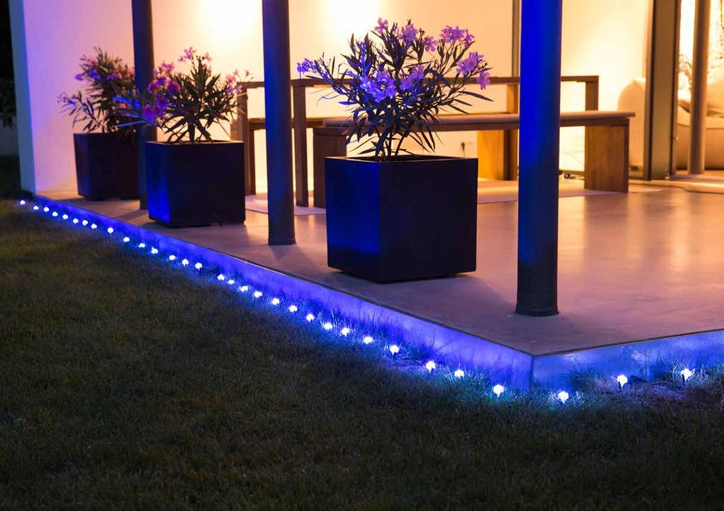 Essentials Ulkovalaisimet Essentials Ulkovalaisimet LIGHTIFY Garden Spot Älykäs ja ohjattava ja erinomaisesti muotoiltu Älykäs ja energiatehokas valaisin puutarhan valaisemiseen Sopii useisiin
