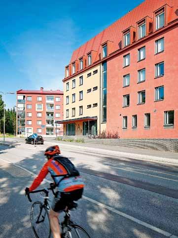 , Lähiörahaston tuella vuonna 2008 toteutettu Pihlajamäen nuorisopuisto + Uusi Alppikylän alue rakentuu koillisen esikaupunkivyöhykkeen lomaan.