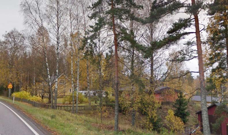 Salpausselänharju jakaa kunnan eteläiseen laakeiden viljelysalueiden Maakansaan ja pohjoiseen Vesikansaan, jolle oman erikoisleimansa antaa laajaksi järvialueeksi levittäytyvä Kymijoki.