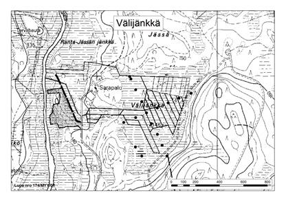 Tapio Muurinen ja Ilkka Aro 23. Välijänkkä 23. Välijänkkä (kl. 2624 11, x = 7441,7, y = 2499,4) sijaitsee vaarojen välisessä painanteessa noin 32 km Kolarin kuntakeskuksesta eteläkaakkoon.