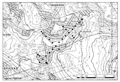 Tapio Muurinen ja Ilkka Aro 53. Takajänkkä 53. Takajänkkä (kl. 2642 01, x = 7437,1, y = 2503,9) sijaitsee Peuravaaran pohjoispuolella noin 36 km Kolarin kuntakeskuksesta eteläkaakkoon.