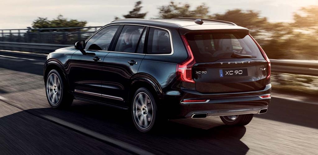 TÄYSIN UUSI VOLVO XC90 Volvo XC90 on aloittanut täysin uuden aikakauden Volvon historiassa.