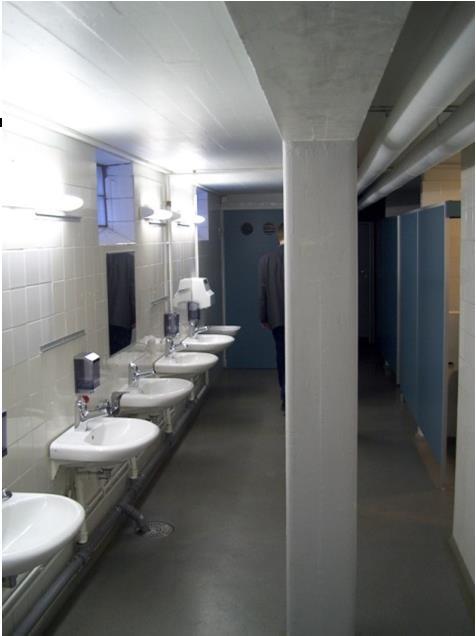WC-, PESEYTYMIS- JA PUKEUTUMISTILAT ongelmana ovat kiusaamisen ohella ilkivaltainen sytyttely ja viemäreiden tukkiminen kameravalvonta ei ole säännösten mukaan mahdollista
