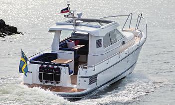 Moottori: 300 hv Volvo Penta D4 Valmistusmaa: Puola Jeanneau NC 9 Hinta: 184 100 (2014) 9,15 m 3,10 m 4 100 kg C/10 henk.