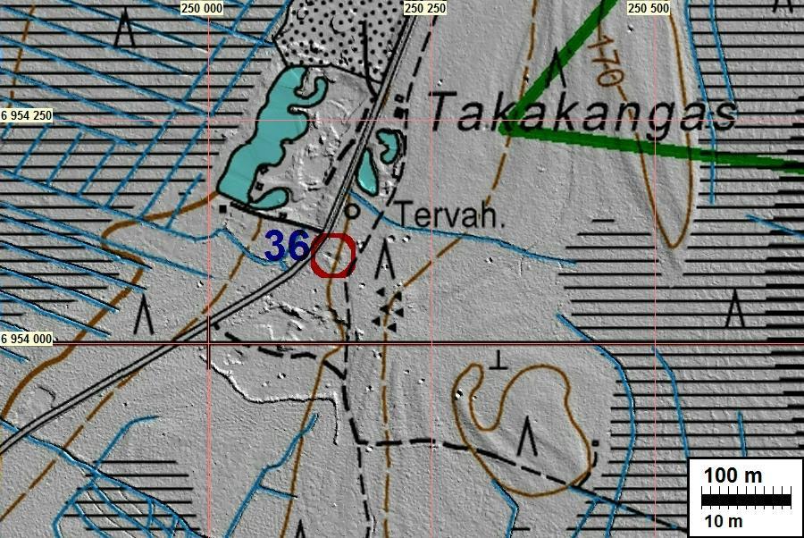 14 Huomiot: Tien mutkan kohdalla, tien itäpuolella on tervahauta, halkaisija n. 20 m.