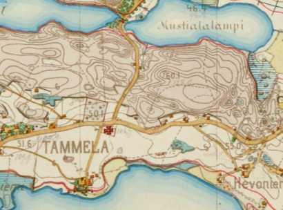 Länsi- ja eteläpuolelta korttelia rajaavat asuinkerrostalot. 2.1.