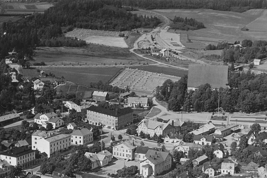1936