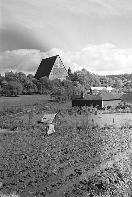 1937