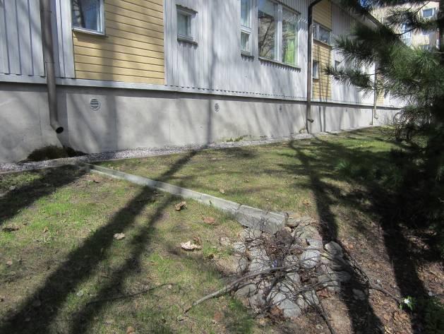 Kosteusvauriokartoitus/ Metsikköpolun päiväkoti Sivu 4 (17) Tutkimusmenetelmät Käytettävissä oli rakennuksen MK 1:100 pääpiirustukset, sekä perustussuunnitelmia joita tutkittiin ennakkoon arkistossa.
