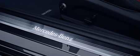 kromilista Timanttikuvioinen jäähdyttimen säleikkö jossa kromatut nastat ja integroitu Mercedes-tähti 19-tuumaiset AMG-kevytmetallivanteet 5-kaksoispuolaiset, titaaninharmaat ja kiiltosorvatut (iso