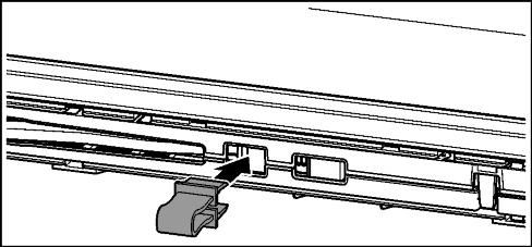 Fig. 13 (3) u Käännä nivel oven suuntaan. Fig. 13 (4) Fig. 15 u Avaa alempi ovi.