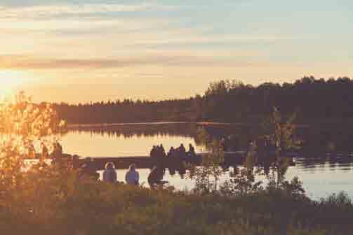 42 Tapahtumien ja kulttuurin Sodankylä 2017 Matkailuneuvonta I Jäämerentie 3 I 99600 Sodankylä I 040 74 69 776 info(at)sodankyla.fi I www.visitsodankyla.fi #visitsodankyla I www.facebook.