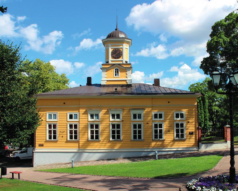 30 Päivälippu: 5 aikuiset ja 3 lapset Lappeenrannan hiekkalinna, Satamatie 11 Laitteet ja palvelut klo 10 18 (maksullinen) Pokrovan kirkko (avoimet ovet) Draamakierros lapsille.