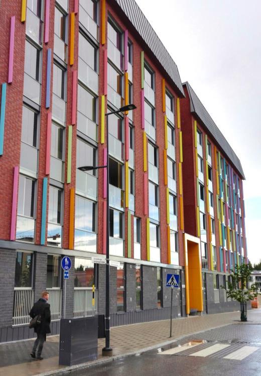 Kysyttäessä yleistä kommenttia omasta asumisesta ja asuinalueesta nuoret kommentoivat etenkin asuinalueeseen liittyviä huomioita kun taas vanhemmat vastaajat kommentoivat asuntoon liittyviä huomioita