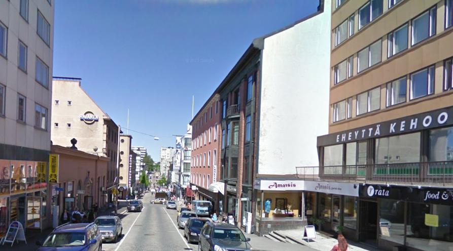 Taustaa Lahden Rautatienkadusta on muodostunut jalankulkijoiden pääväylä matkakeskukselta ydinkeskustaan.