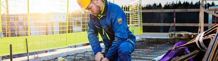 AMMATTILAISILLE AKER 71050 AKER SHELL JACKET 555 COBALT BLUE/EVENING BLUE, 979 DARK GREY/BLACK, 999 BLACK 100% Polyester - 145 g/m² Helly Tech Protection Vuori: 100 % polyesteriä Teipatut saumat