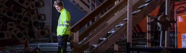 Technology Lifa Flow -tekniikka Heijastinnauhat vartalon ympärillä, hihoissa ja olkapäissä 360 260 75035 ESBJERG T-SHIRT 260 HI VIS ORANGE, 360 HI VIS YELLOW 54% Polyester, 46% Polypropylene- 174