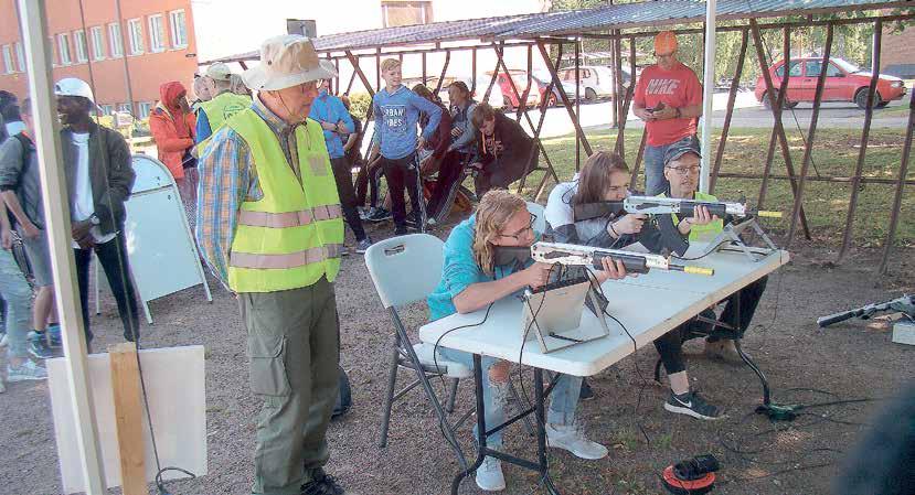 KYMENLAAKSON RESERVIUPSEERI- JA RESERVILÄISPIIRIEN LEHTI 33.