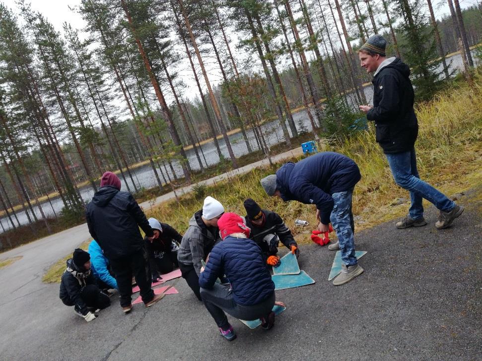 MIKÄ ON JOPO-LUOKKA? Opetus joustaa ei oppilas JOPO (joustava perusopetus) on työelämäpainotteinen ja toiminnallinen tapa suorittaa peruskoulun yhdeksäs vuosiluokka.