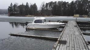 16.3.2017 Mökille palaa mieli En ole vielä käynyt kertaakaan saaressa mökillä enkä taida ehtiäkään. Naapurit soittivat eilen ja kysyivät mukaan mökille, työviikko, niin en päässyt.