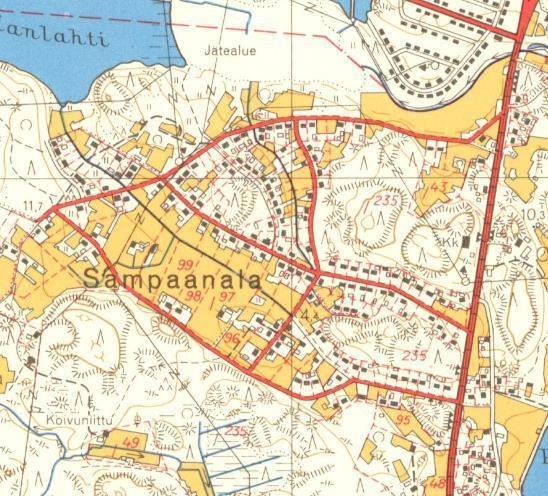 Tuulensuun kerrostalot Perkontien varrelle toteutettiin kaksitasopysäköintitiloja. Ei ole tiedossa, milloin kohteiden toiset kerrokset ovat poistuneet.