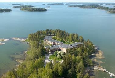 16 Lämmöntalteenoton hyötysuhteiden rajat riippuvat kohteen lisäksi vielä siitä, onko ilmanvaihtokone varustettu nestekiertoisella vai ei nestekiertoisella lämmöntalteenotonjärjestelmällä.