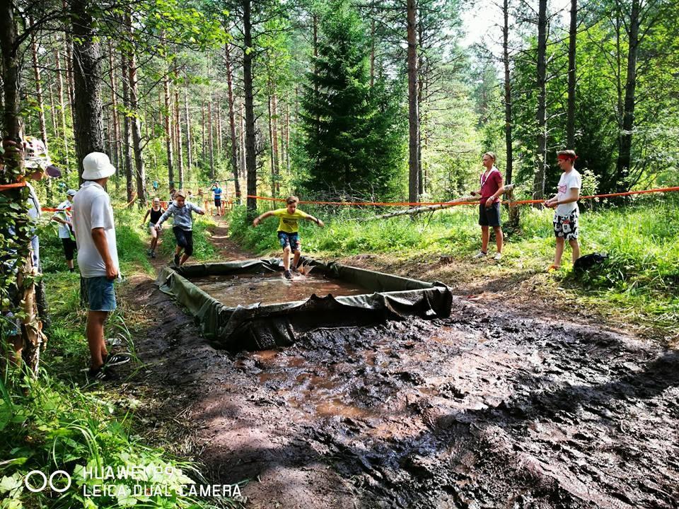 annan tässä kaikkien katseltavaksi kuvia Roihulta.