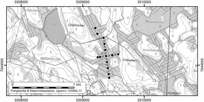 Pedersöressä tutkitut suot ja niiiden turvevarat Osa 1 51. Kingelmossen Kingelmossen (kl. 2312 12, x=7043,9, y=3309,3) sijaitsee noin 28 km Pedersören keskustasta kaakkoon.