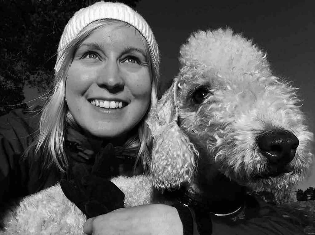 hallituslaiset ESITTELYSSÄ Hei kaikille bedlareista hullaantuneille! Täällä Noora Tirkkonen - yksi hallituksen suht uusista jäsenistä.