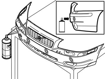 Käytä Volvon suosittelemaa maalia. Maalaa enintään kaksi kerrosta. Kun maali on kuivunut, poista suojapaperi. Koskee mallia XC70 D8601330 Sisemmät anturit maalataan värikoodilla: 426 hopea.