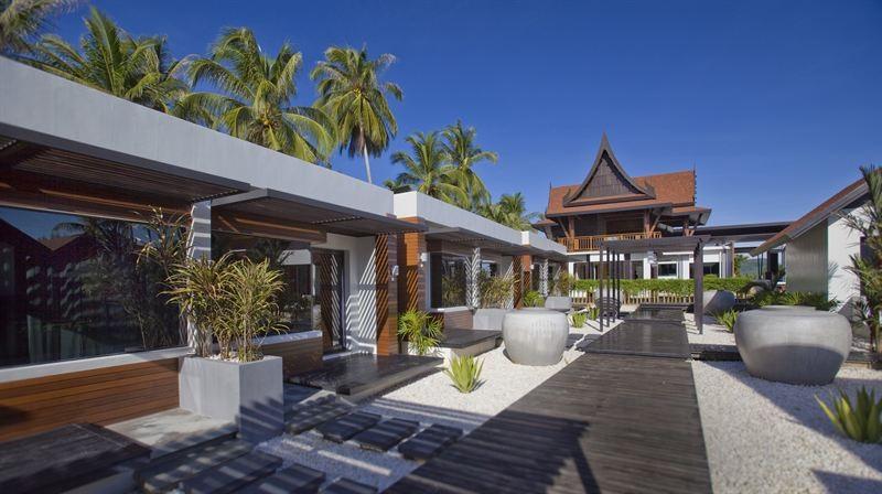 de/en/ Aava Resort on paratiisi, jota huojuvat kookospalmut, vehreät maisemat, kalkkikivivuoret ja koskemattomat rannat ympäröivät.