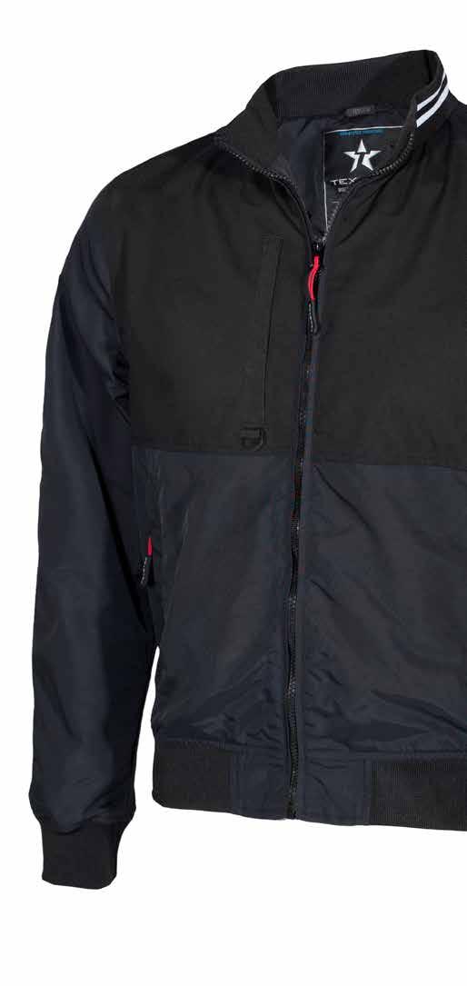 Lisäksi kaksivärinen kaulus, vetoketjullinen rintatasku sisätasku ovat West Jacket -takille luonteenomaisia yksityiskohtia. Saatavana neljää väriä.