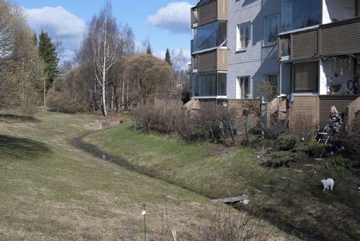 ohjeet 5 3.4 Johtamispainanteet Johtamispainanne on hulevesien johtamiseen käytettävä matala, pituuskaltevuudeltaan ja luiskiltaan loiva avo-oja.