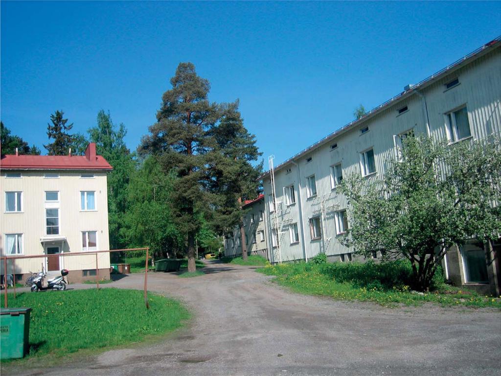 RAKENTAMISTAPAOHJE, KORTTELIALUEET SÄILYTETTÄVÄT PIHA-ALUEET Pihojen luonne Leipäteksti Pihojen toiminnalliset alueet (leikkipaikat, oleskelu) Pihojen oleskelualueiden suunnittelussa tulee ottaa
