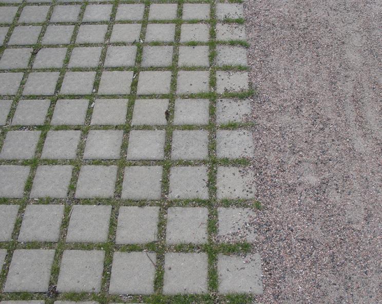 RAKENTAMISTAPAOHJE, KORTTELIALUEET UUDET PIHA-ALUEET Pihojen luonne Uusien piha-alueiden tulee sopia luontevasti säilytettävään ympäristöön.