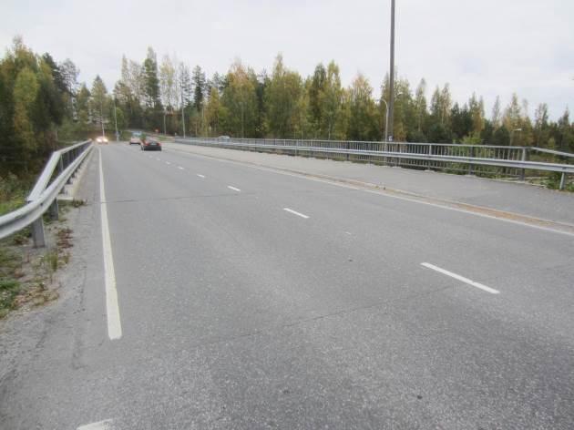 1 Yleistä Sillan yleistarkastus pidettiin 22.9.2016 sillan luovuttamiseksi Siilinjärven kunnalle.