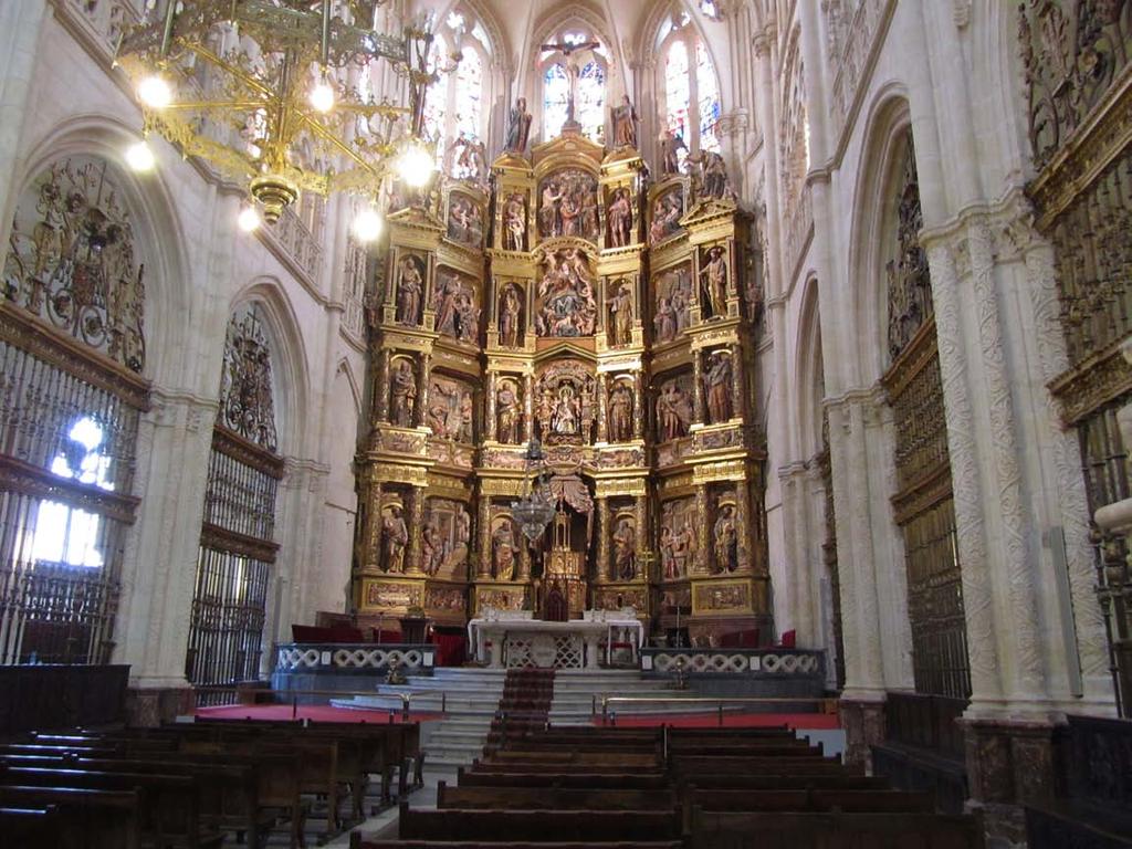 Burgosin katedraali oli tutustumusen arvoinen paikka.