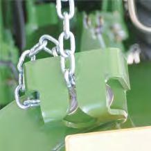 2 /BA/Sicherheit/Pick-up / R ollenni ederhalter/gefahr - Abbau des R ollenni ederhalters @ 20\mod_1238580223182_71.docx @ 222170 @ @ 1 VAARA! Koneen käyttö ilman pyörivää karhonpaininta!