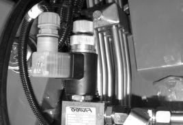 docx @ 246847 @ @ 1 Pos: 36.45.5 /BA/Wartung/Gr oßpackenpr essen/h ydr auli kanlage / Bor dhydr auli k/ei nstellen des Pr essdruckes @ 24\mod_1241612910315_71.docx @ 246799 @ 3 @ 1 Pos: 36.45.6 /BA/Wartung/Gr oßpackenpr essen/h ydr auli kanlage / Bor dhydr auli k/presskanal l ösen ( Komfort) @ 24 \mod_1241613287237_71.