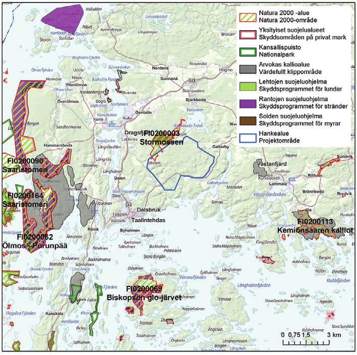 Kuva 7 13. Natura-alueet, muut suojelualueet ja ohjelmiin kuuluvat alueet hankealueen ympäristössä (OIVA-ympäristöja paikkatietopalvelu). 7.7 Maisema ja kulttuuriympäristö 7.7.1 Maiseman yleiskuvaus Hankealue sijoittuu lounaiseen saaristoon, tarkemmin rannikkosaaristoon.
