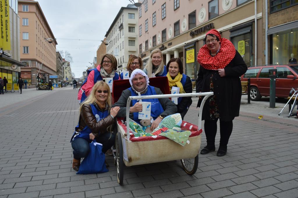 Verkostojen tavoitteena on kehittää lasten, nuorten ja lapsiperheiden elinoloja.